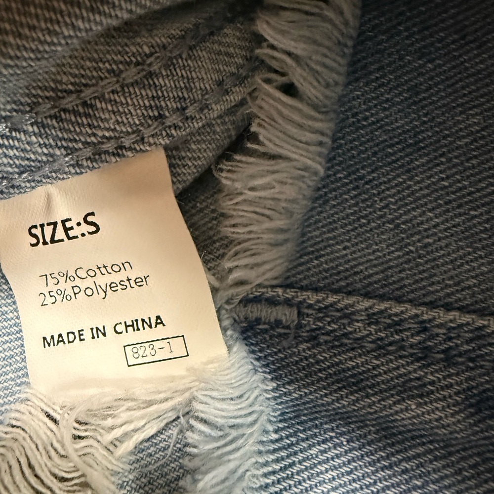 Distressed Denim Shacket Small - Picture 5 of 5